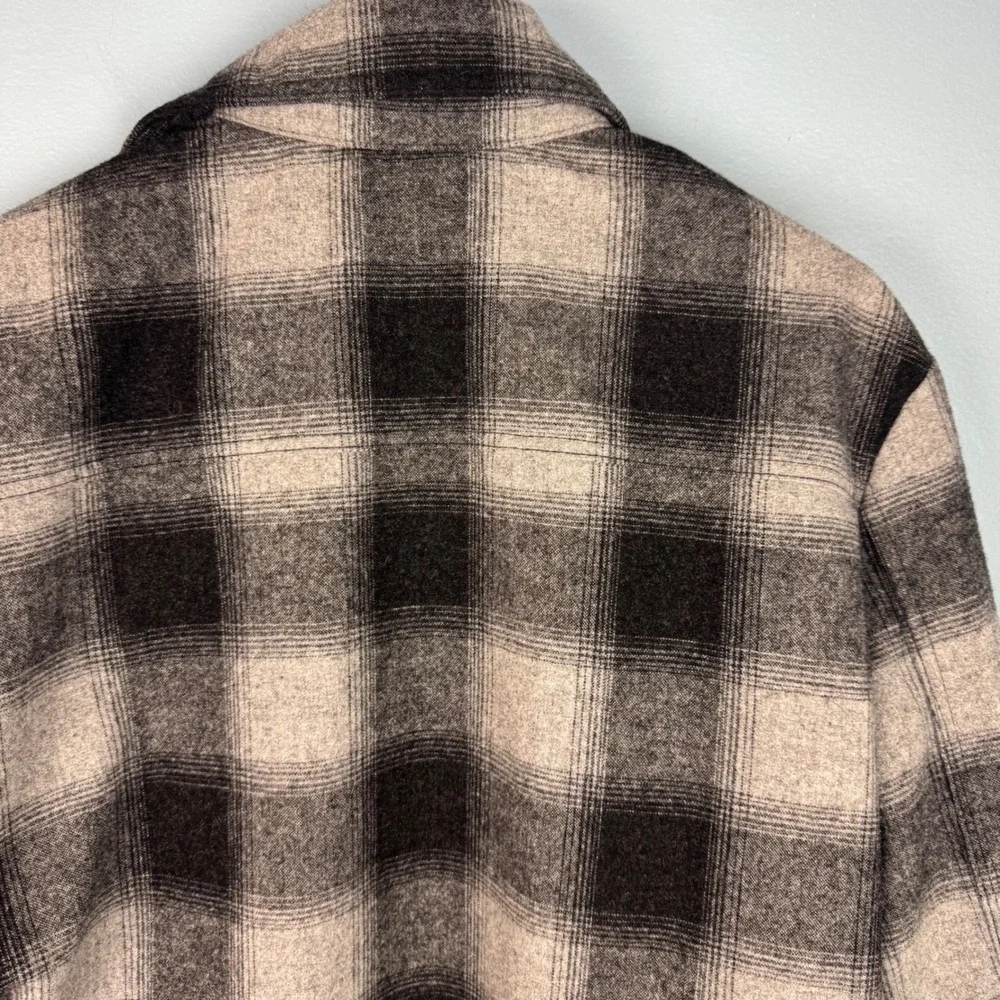 Pendleton Men's Medium Gray‎ Plaid Wool Shirt Jacket Shacket Lined Snap Front